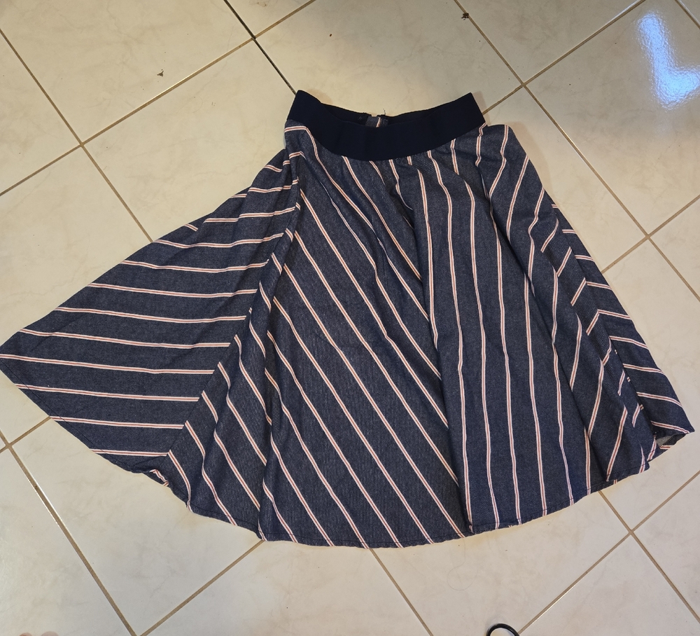 MetroWear Navy With Red/ White Striped Midi Skirt, Size M